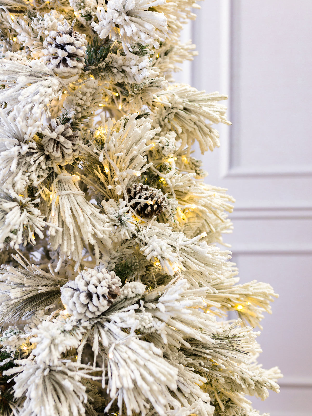 Atka Color-Change Flocked Christmas Tree with 3mm LED