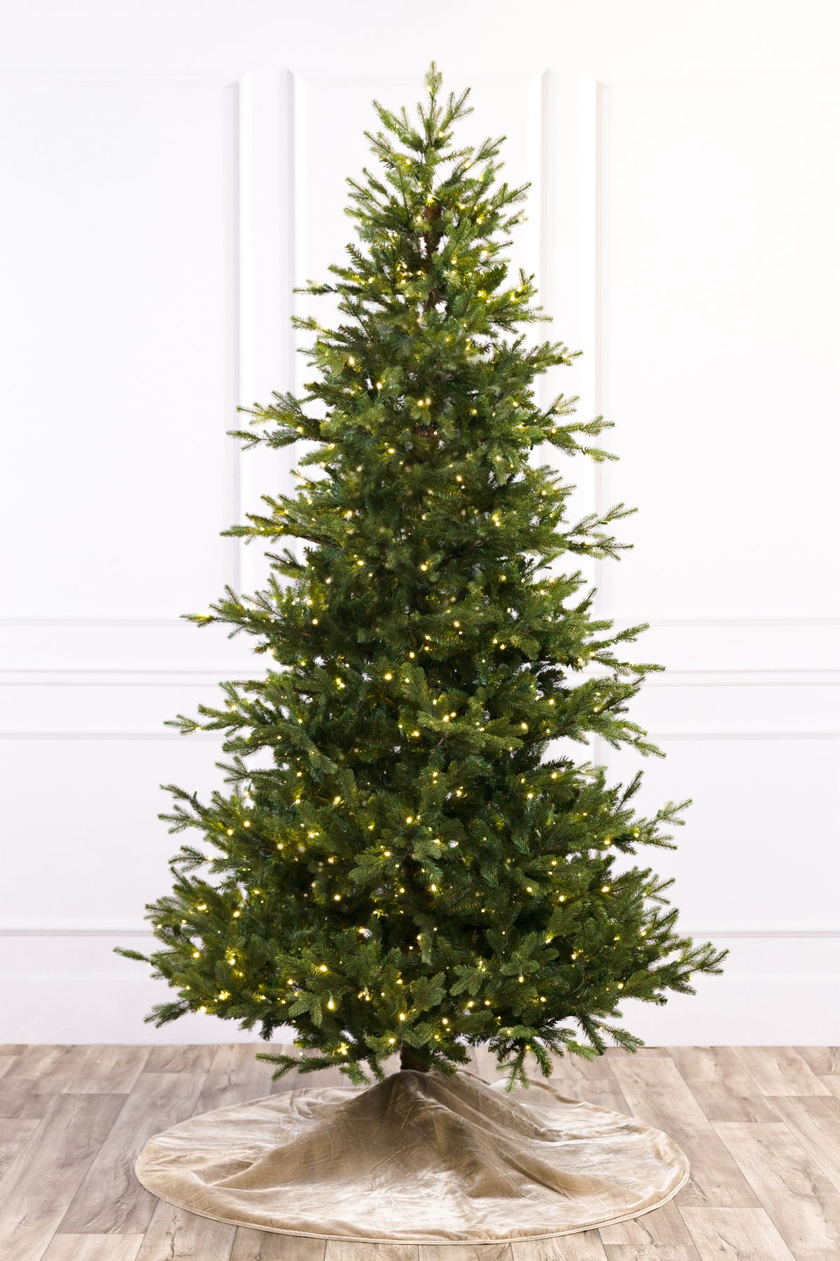 Nordic Fresh Cut Christmas Tree with 5mm LED