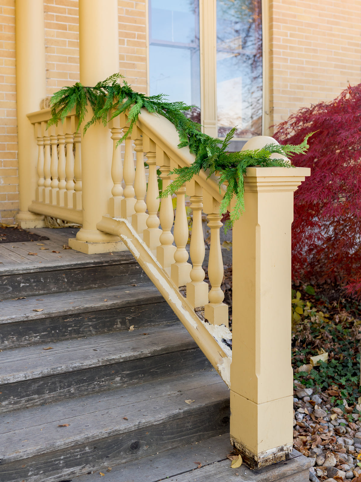 9' Green Soft Cedar Garland