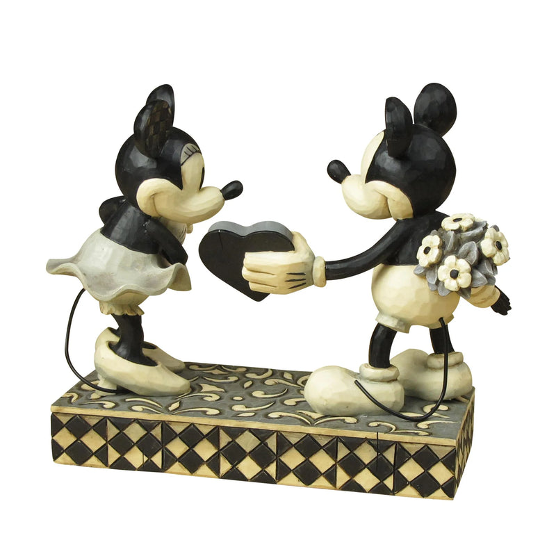 Real Sweetheart Mickey Minnie Figurine