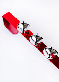 15" Metal Wreath Hanger with Jingle Bells (CLR)