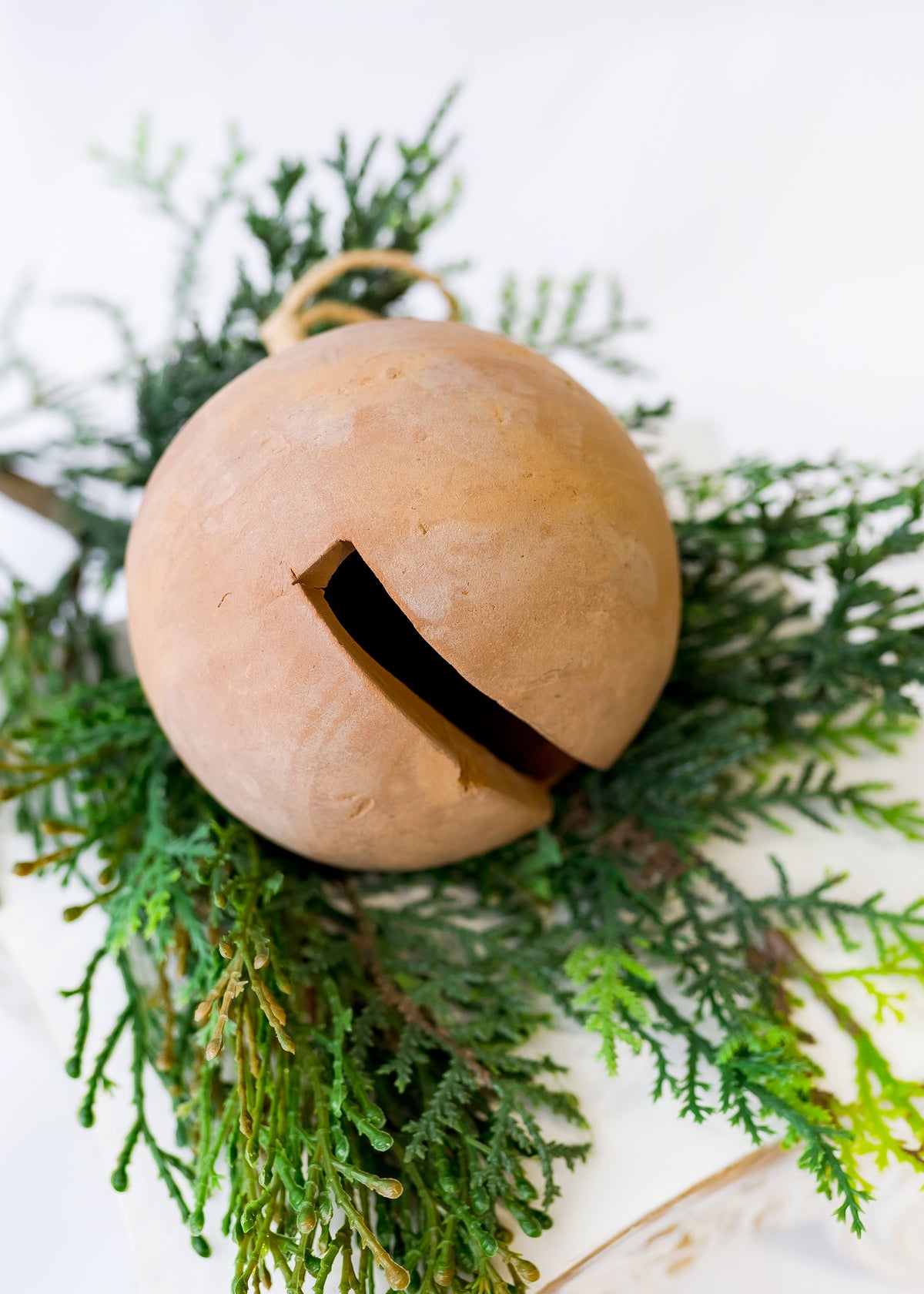 4" Round Terracotta Bell Ornament (CLR)