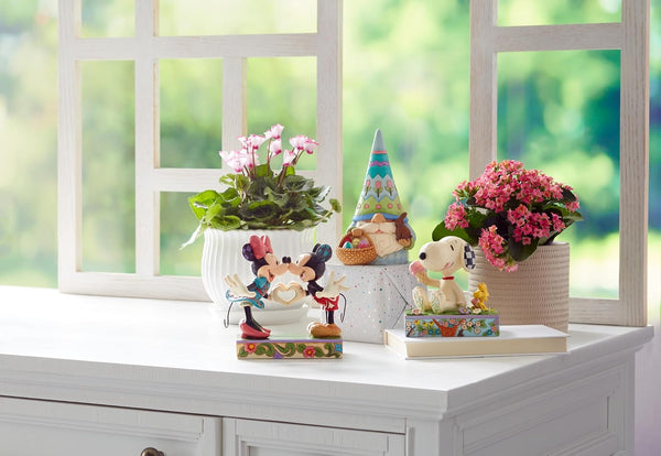 Mickey & Minnie with Heart Hands