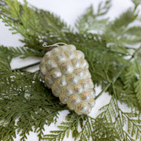 4" Green Patina Grapes Glass Ornament (CLR)