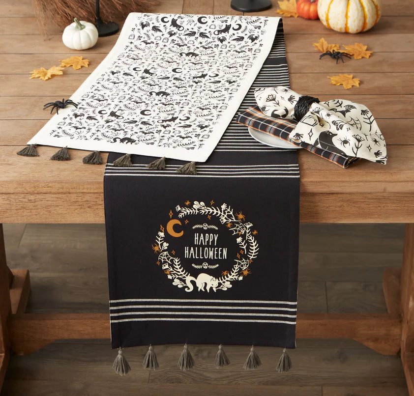 Double-sided Spooky Wreath with Fringe Table Runner