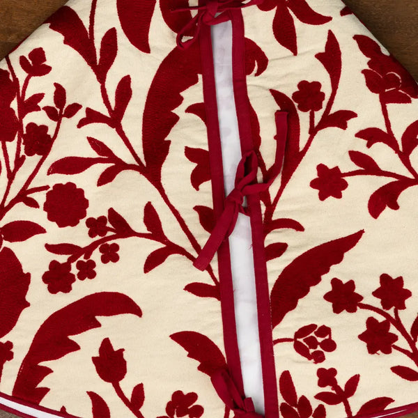 36" Red Crewelwork Floral Tree Skirt
