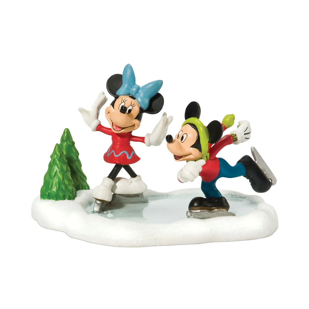 Mickey & Minnie Go Skating