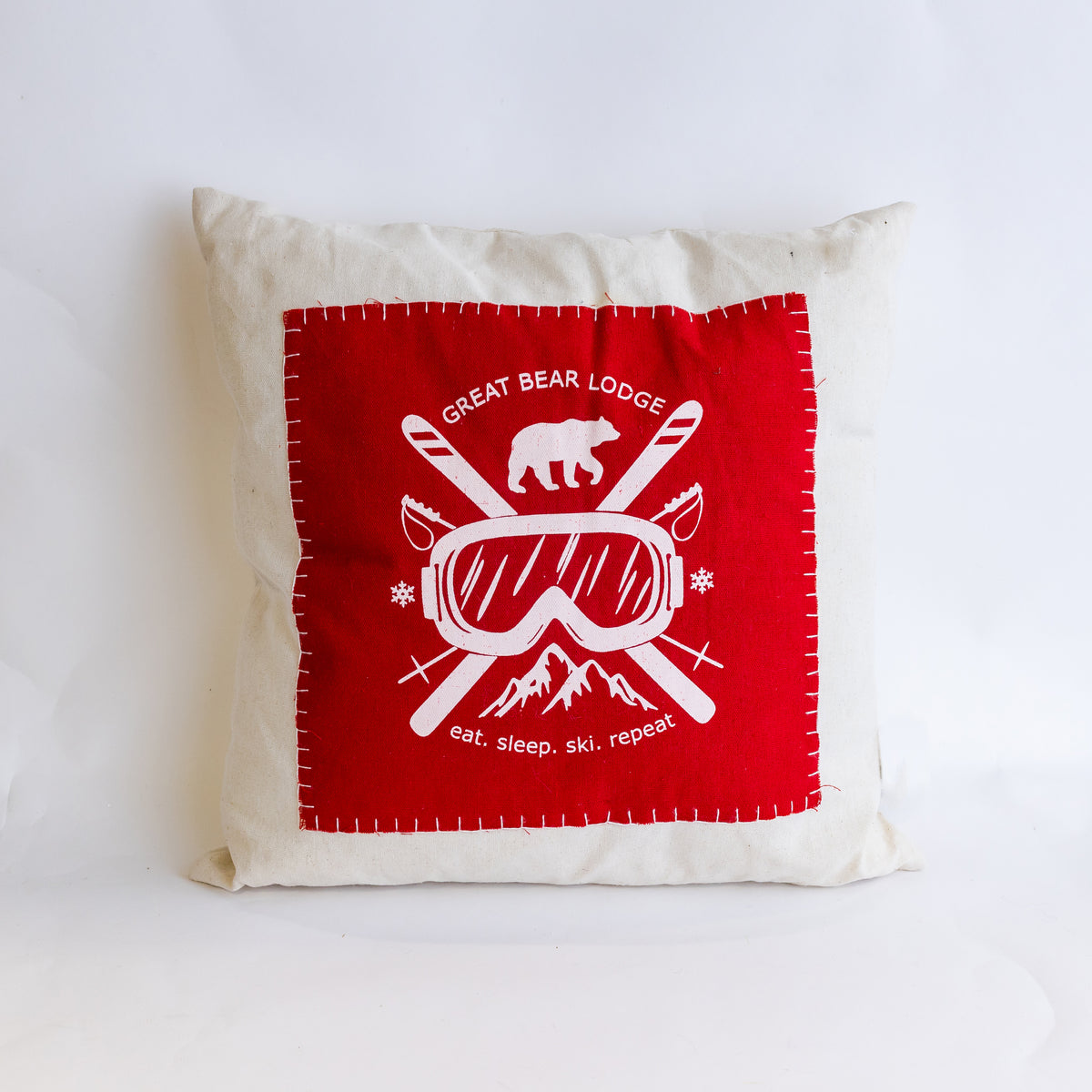 17" Great Bear Lodge Pillow (CLR)