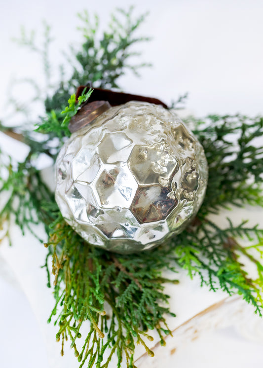 4" Mercury Silver Glass Ornament (CLR)
