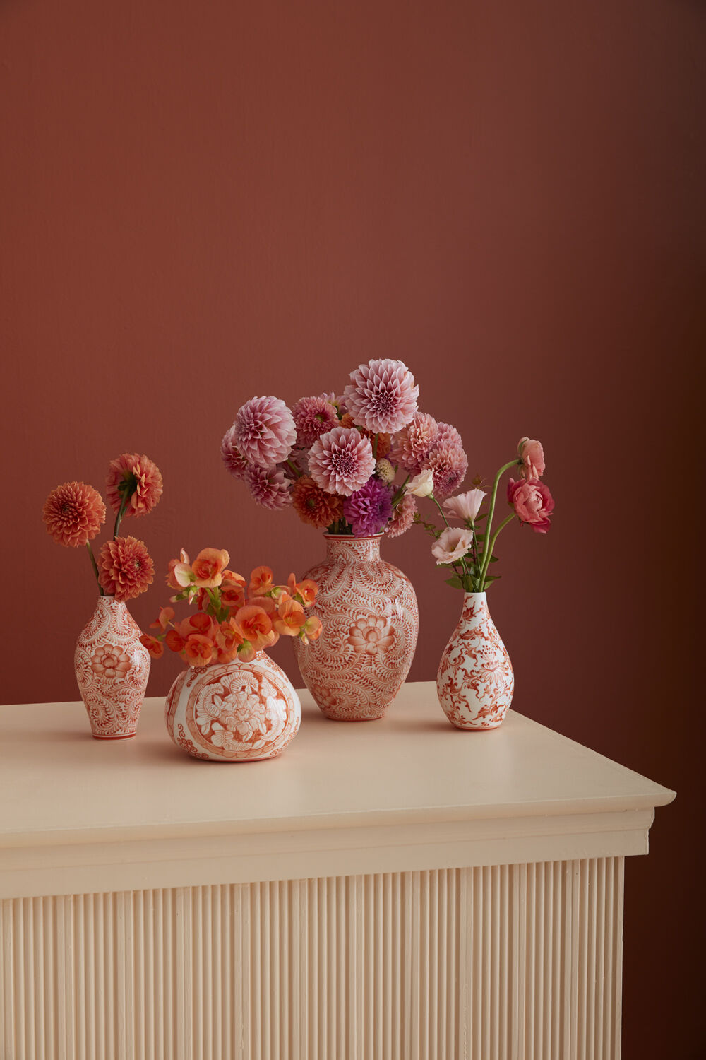 9.25" Coral Eleanor Chinoiserie Vase - Thumbnail 5