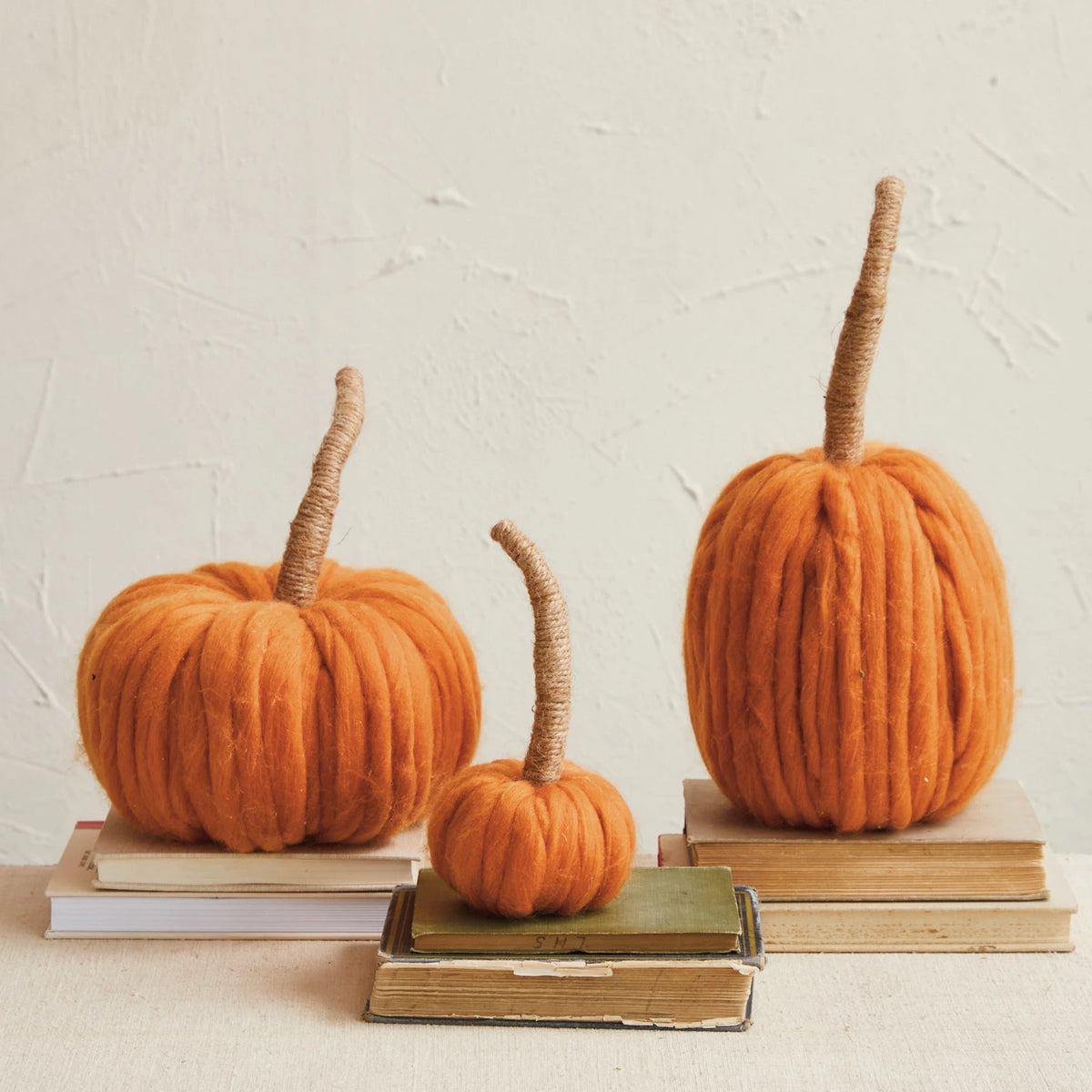 14" Wool Pumpkin with Jute Stem