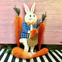 20" Hanging Carrot, S