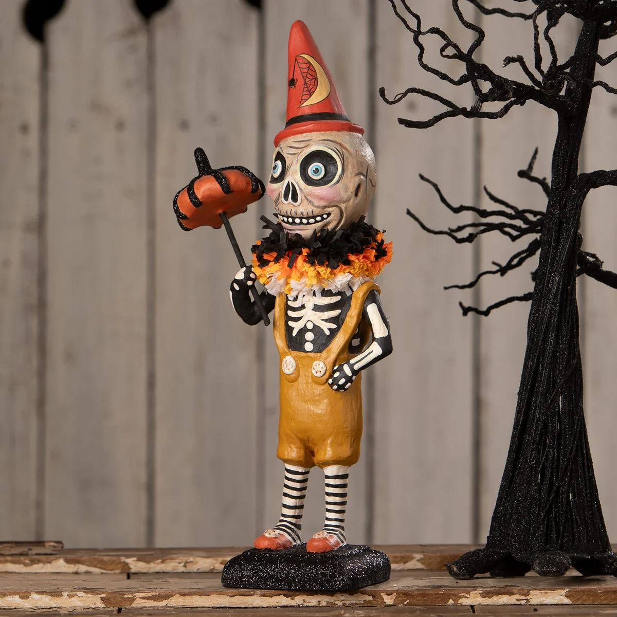 Circus Skelly - Bethany Lowe