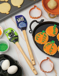 Halloween Spatula & Cookie Cutter Set