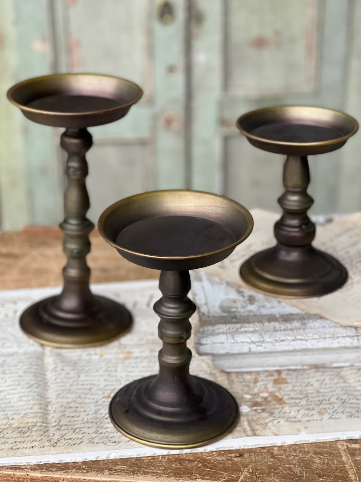 9" Antique Brass Henley Candleholder