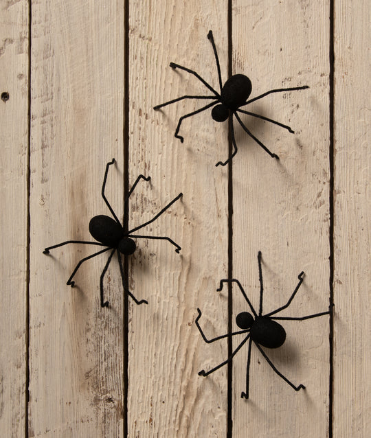 Black Flocked Creepy Crawler - Bethany Lowe