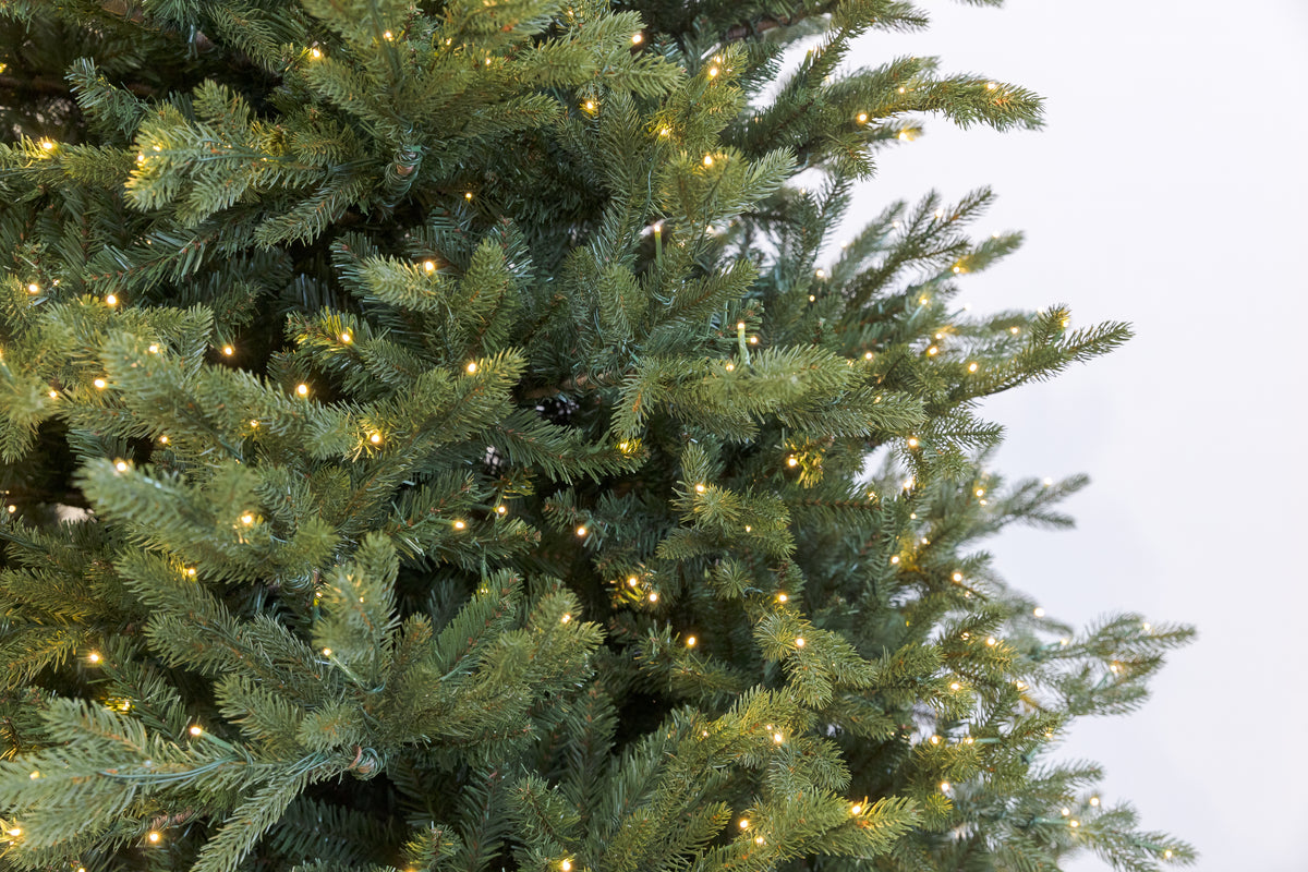 Nature Spruce Christmas Tree 3mm LED 1-2-TREE