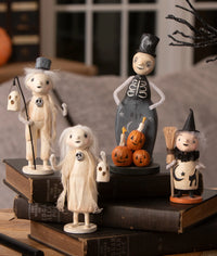 Haunting Henry - Bethany Lowe