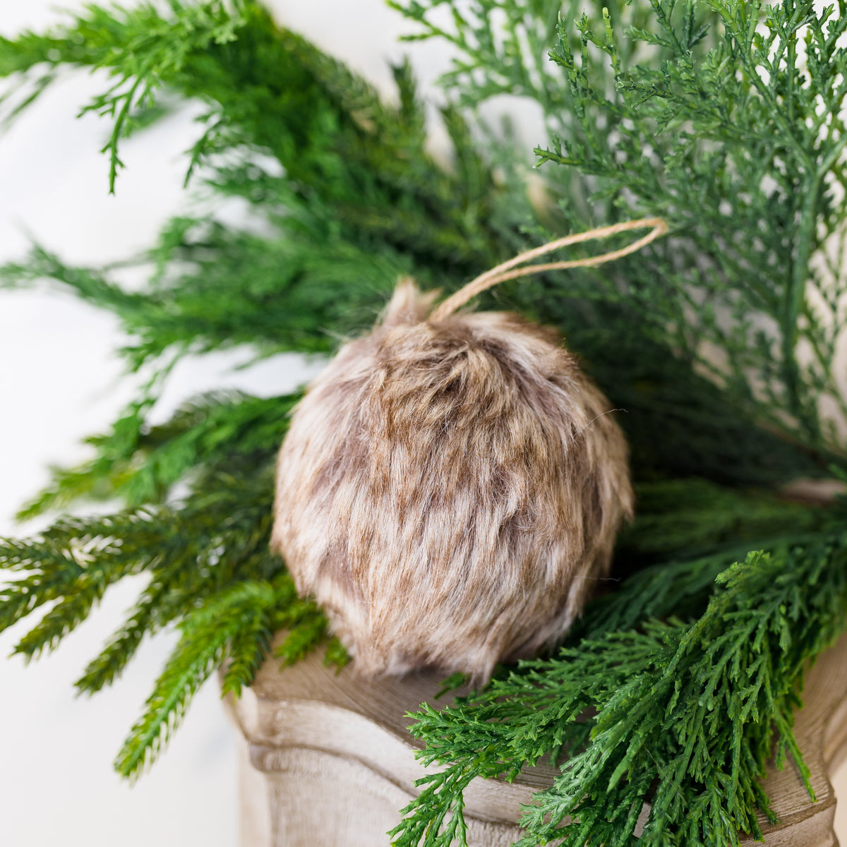 4" Natural Fur Ball Ornament (CLR)