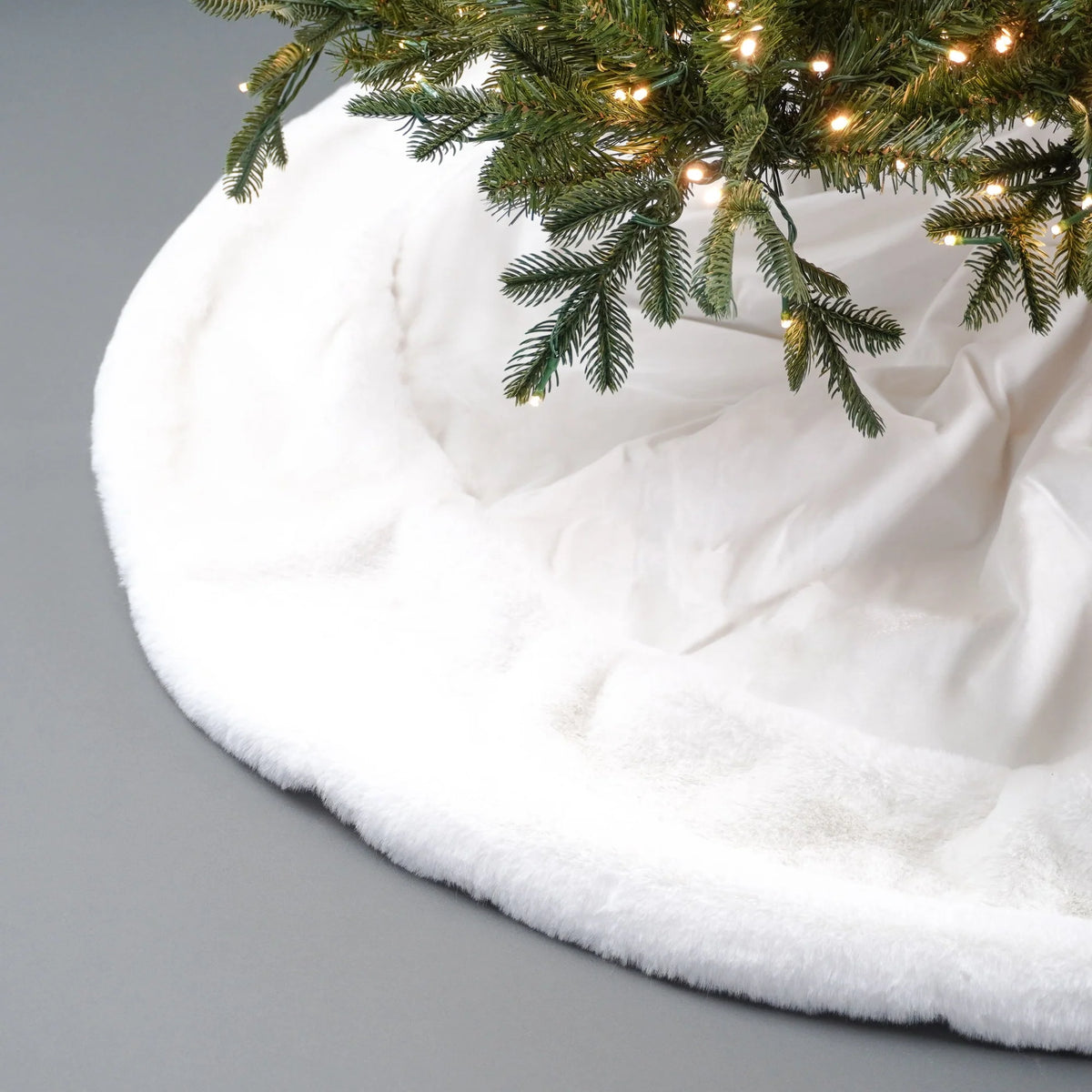 60" White Santa Tree Skirt