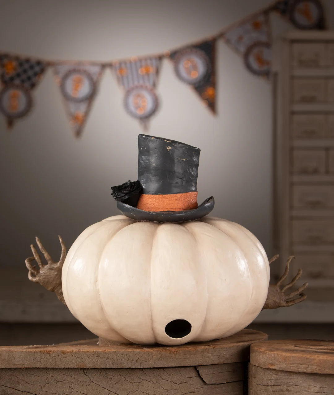 Mr. Gourdy Pumpkin - Bethany Lowe