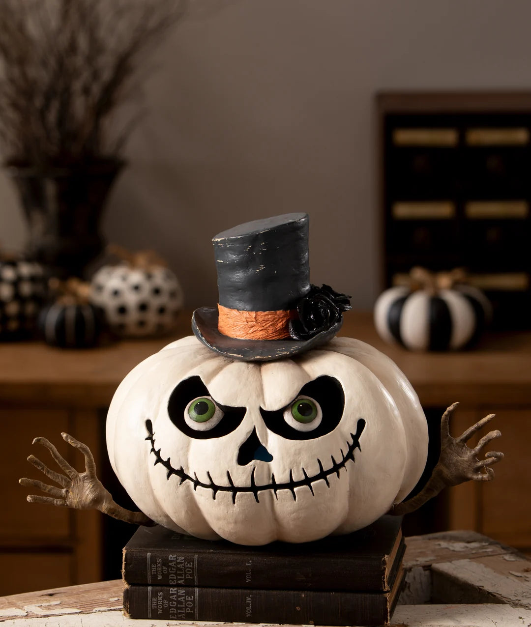 Mr. Gourdy Pumpkin - Bethany Lowe