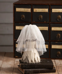 Bride Evangeline Skelly - Bethany Lowe