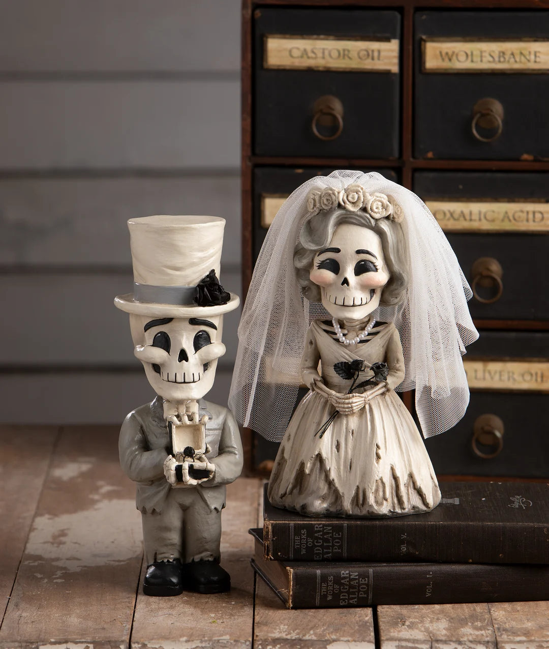 Bride Evangeline Skelly - Bethany Lowe