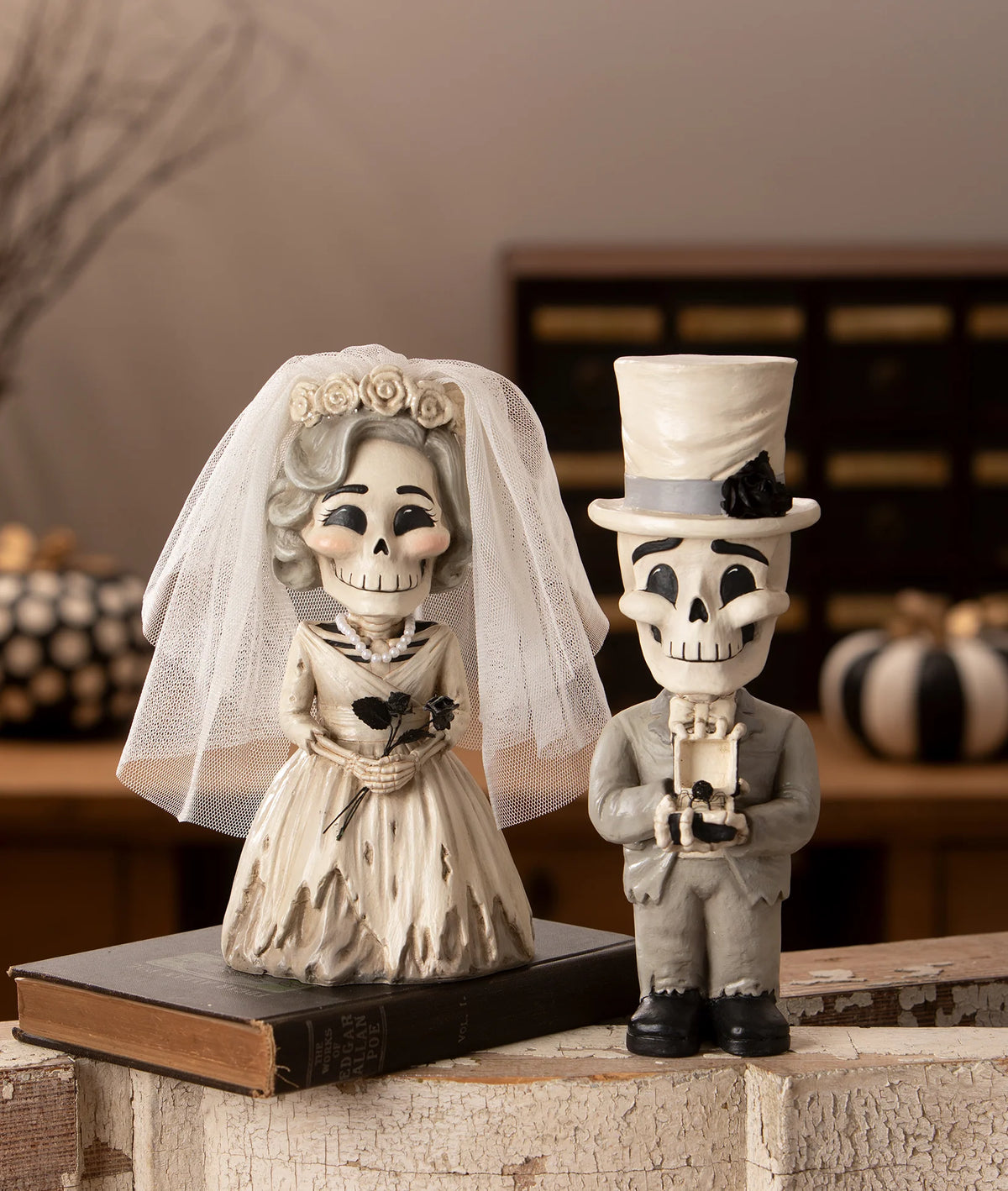 Bride Evangeline Skelly - Bethany Lowe