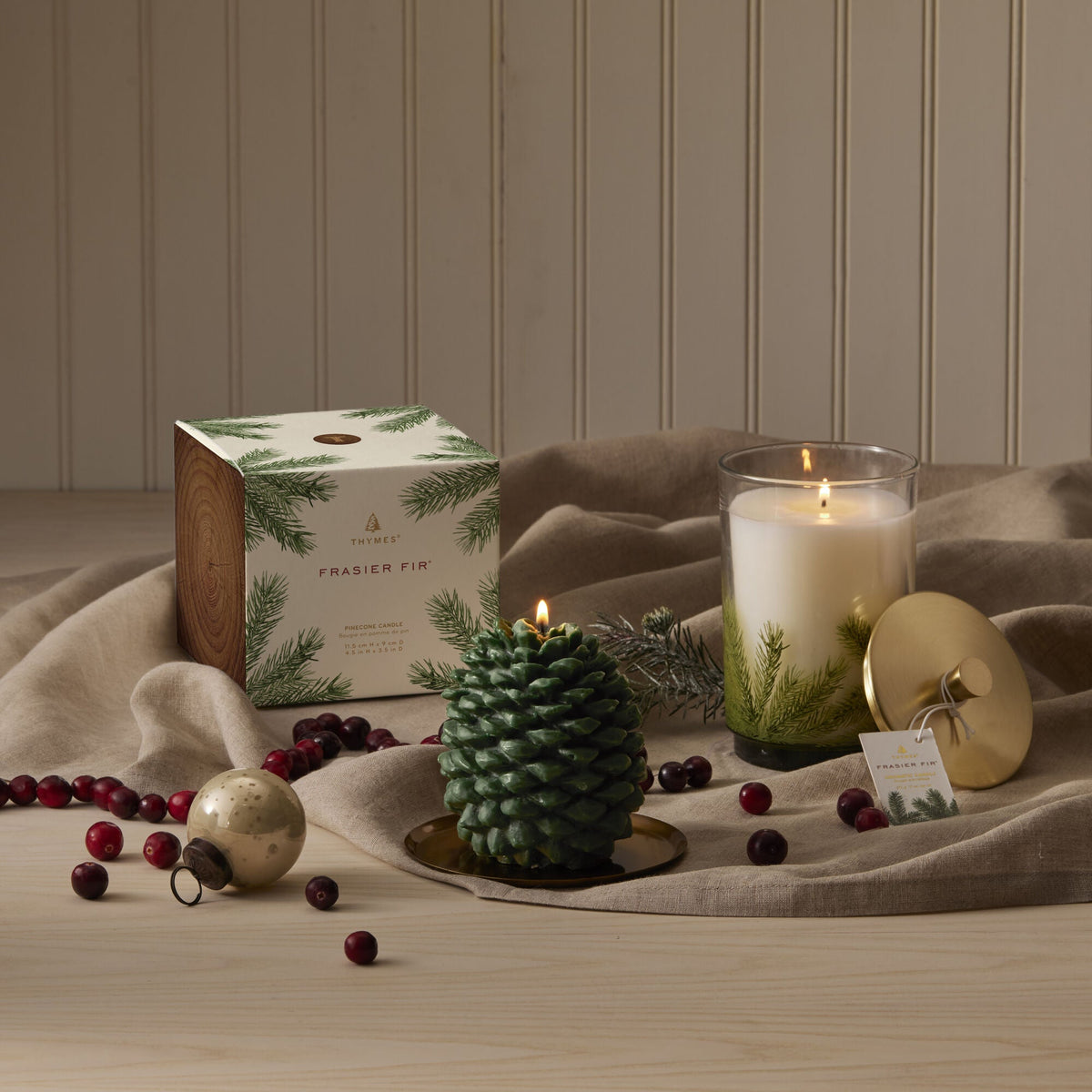 Pinecone Candle Petite Frasier Fir