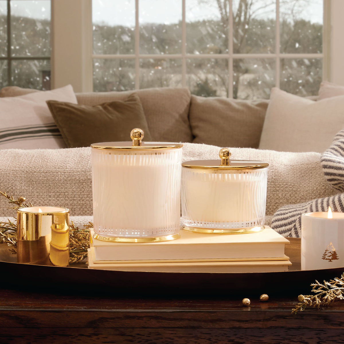 Gilded Frosted Wood Grain Candle Medium Frasier Fir