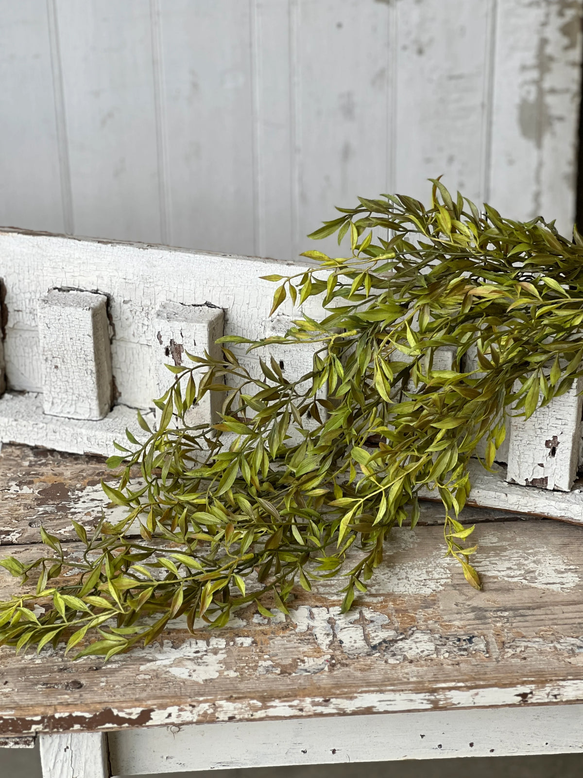 32" Green| Smilax Hanging