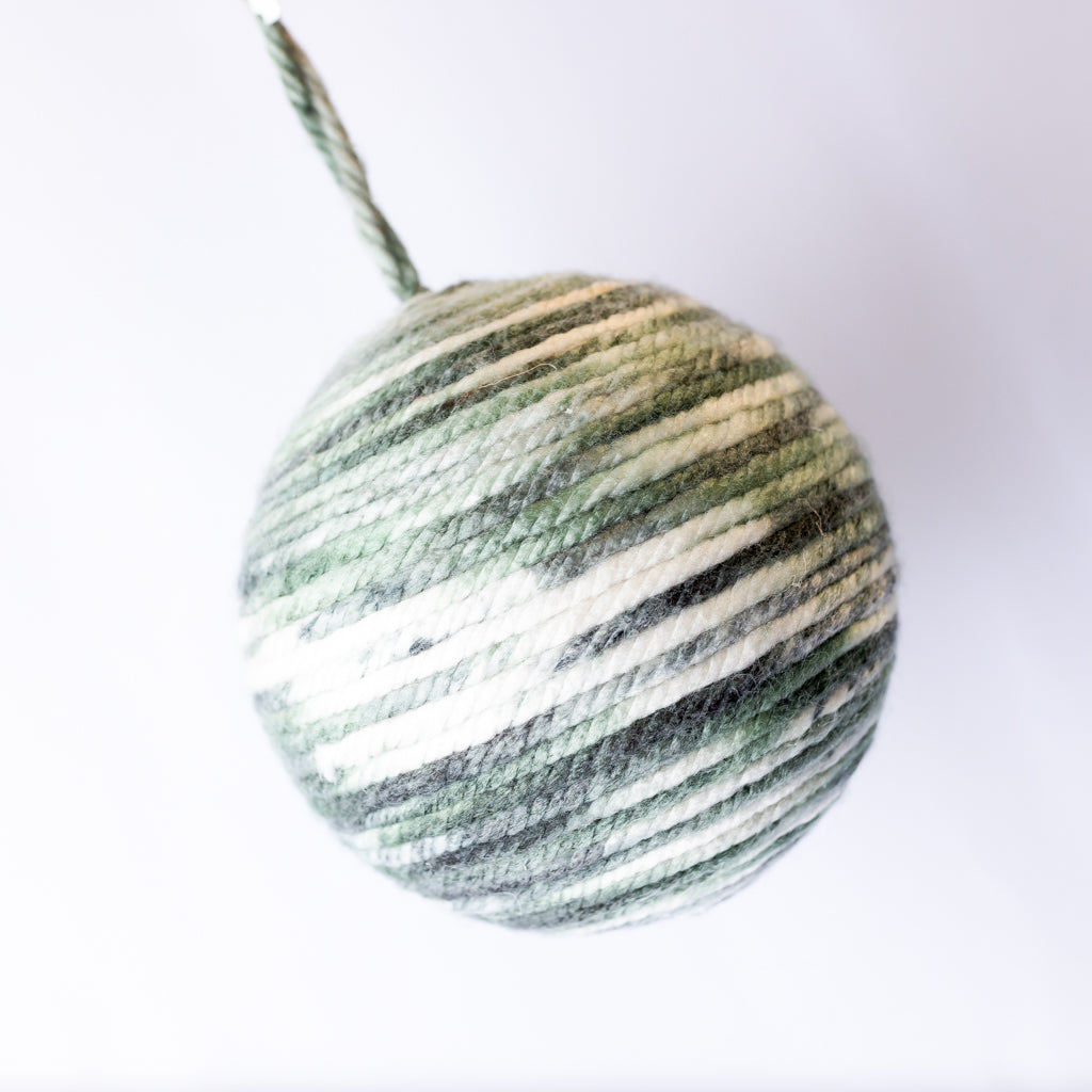 8" Yarn Rope Green Cream Ornament