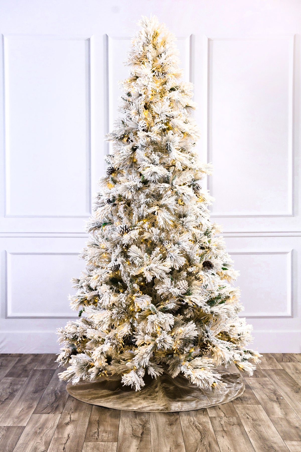 Atka Flocked Color Change Christmas Tree with 3mm LED