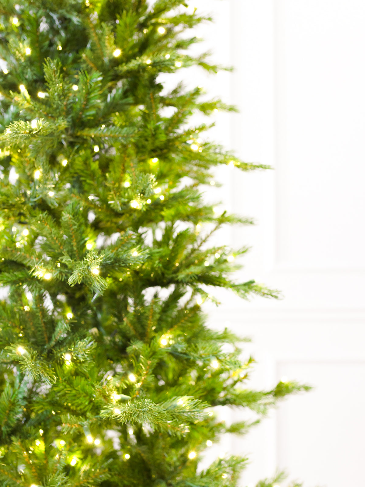 Douglas Fir Slim Christmas Tree LED