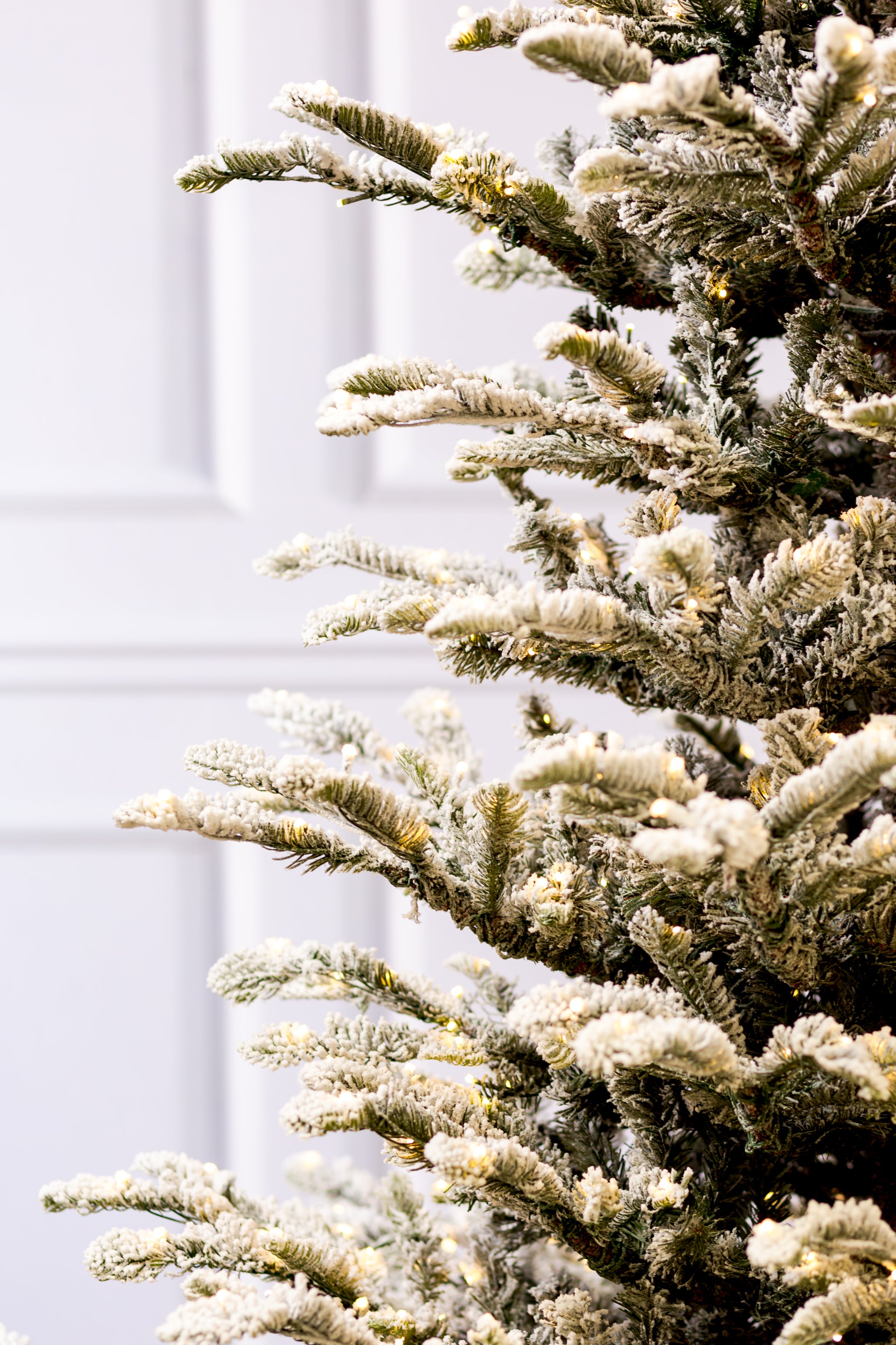 Norwegian Snowy Spruce Christmas Tree with 3mm LED – Modern Display