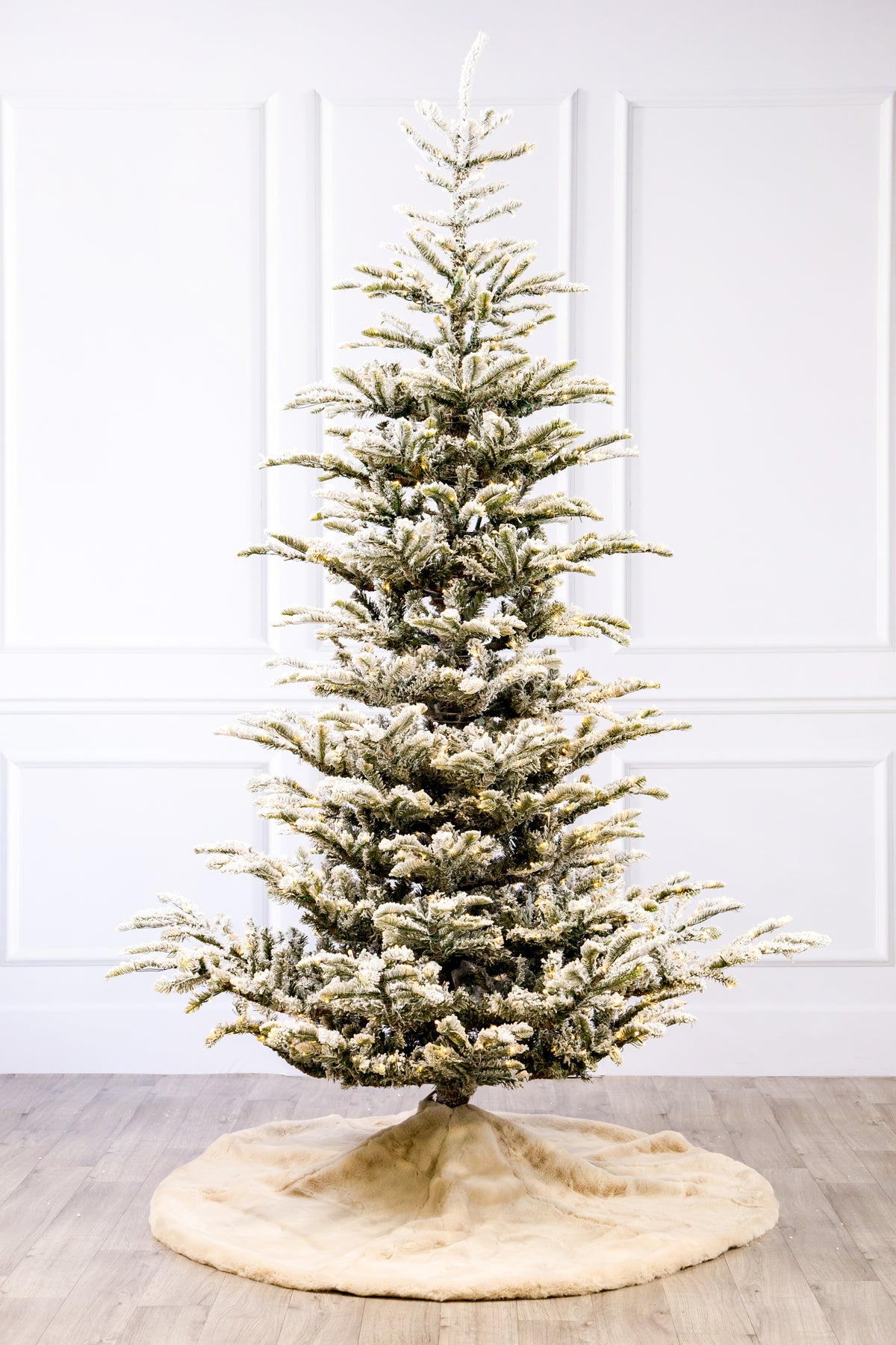 Norwegian Snowy Spruce Christmas Tree with 3mm LED