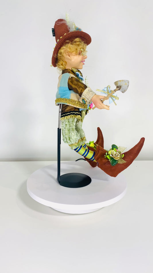 Garden Time Elfin (CLR)