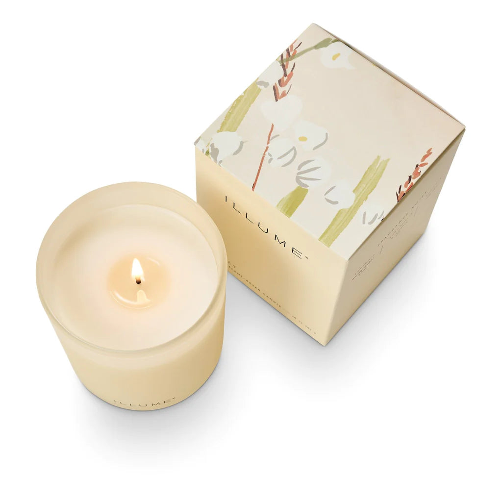 Isla Lily Refillable Boxed Glass Candle - Illume – Modern Display